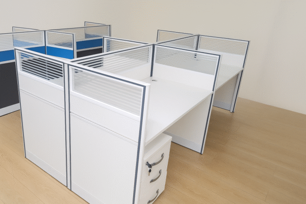4-Way Modular Workstation with Glass Partitions and Mobile Pedestals - Image 3